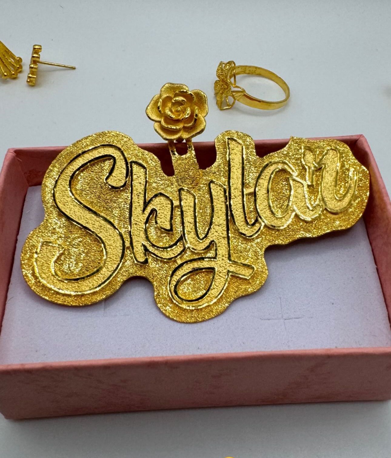CUSTOM 24K 3D SOLID NAME PLATE